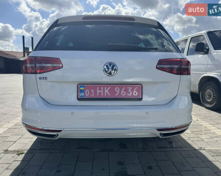 Белый Фольксваген Пассат, объемом двигателя 1.4 л и пробегом 230 тыс. км за 19400 $, фото 12 на Automoto.ua