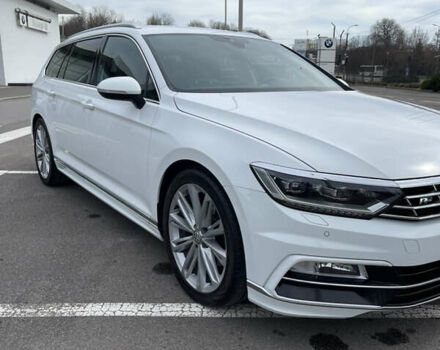 Белый Фольксваген Пассат, объемом двигателя 2 л и пробегом 212 тыс. км за 19500 $, фото 27 на Automoto.ua