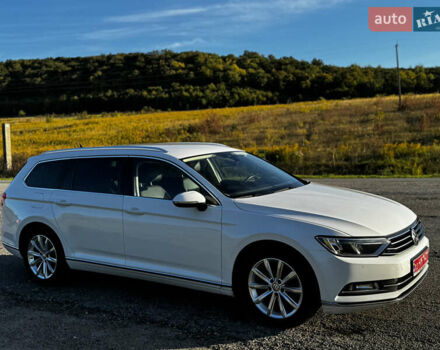 Белый Фольксваген Пассат, объемом двигателя 1.8 л и пробегом 170 тыс. км за 16500 $, фото 2 на Automoto.ua