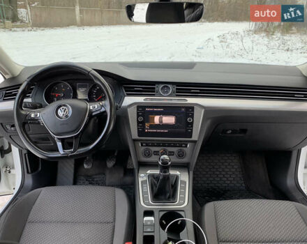 Білий Фольксваген Пассат, об'ємом двигуна 1.97 л та пробігом 229 тис. км за 12500 $, фото 17 на Automoto.ua