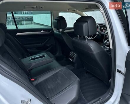 Білий Фольксваген Пассат, об'ємом двигуна 1.97 л та пробігом 239 тис. км за 19500 $, фото 50 на Automoto.ua