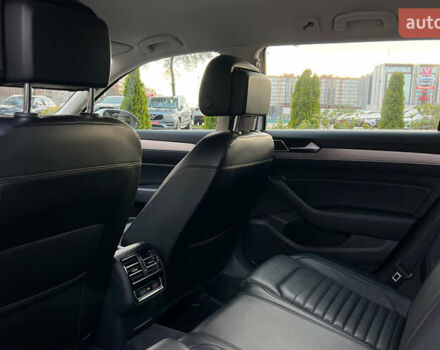 Белый Фольксваген Пассат, объемом двигателя 1.97 л и пробегом 205 тыс. км за 17500 $, фото 20 на Automoto.ua