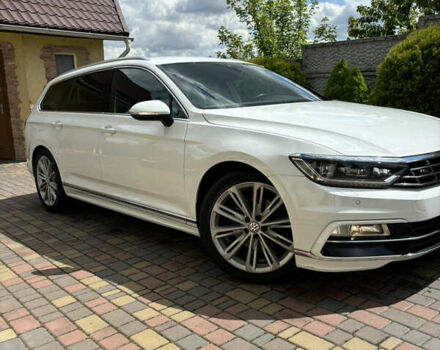 Белый Фольксваген Пассат, объемом двигателя 2 л и пробегом 212 тыс. км за 19500 $, фото 68 на Automoto.ua