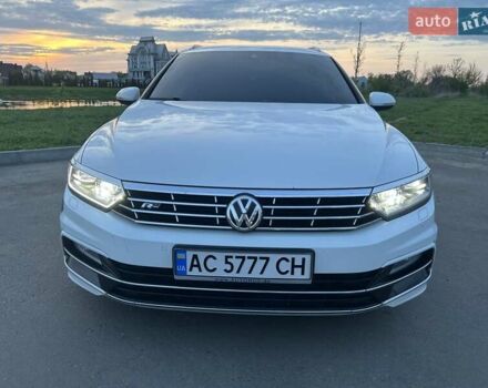 Белый Фольксваген Пассат, объемом двигателя 1.97 л и пробегом 194 тыс. км за 20600 $, фото 3 на Automoto.ua
