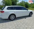 Белый Фольксваген Пассат, объемом двигателя 1.97 л и пробегом 233 тыс. км за 16000 $, фото 1 на Automoto.ua
