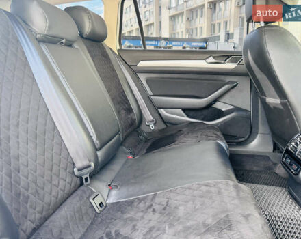 Белый Фольксваген Пассат, объемом двигателя 1.97 л и пробегом 275 тыс. км за 16499 $, фото 40 на Automoto.ua