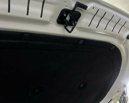 Белый Фольксваген Пассат, объемом двигателя 1.97 л и пробегом 260 тыс. км за 21000 $, фото 16 на Automoto.ua