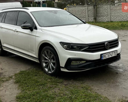 Белый Фольксваген Пассат, объемом двигателя 1.97 л и пробегом 193 тыс. км за 24300 $, фото 7 на Automoto.ua