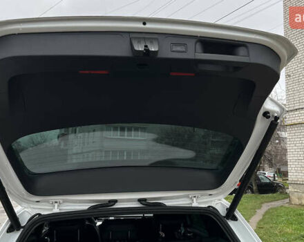 Белый Фольксваген Пассат, объемом двигателя 1.97 л и пробегом 193 тыс. км за 24300 $, фото 16 на Automoto.ua