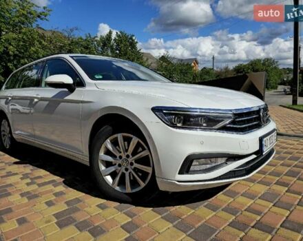 Белый Фольксваген Пассат, объемом двигателя 1.98 л и пробегом 212 тыс. км за 19300 $, фото 5 на Automoto.ua