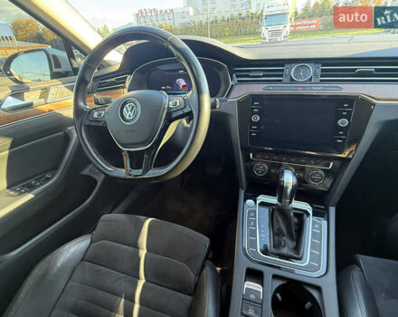 Білий Фольксваген Пассат, об'ємом двигуна 1.8 л та пробігом 179 тис. км за 18800 $, фото 34 на Automoto.ua