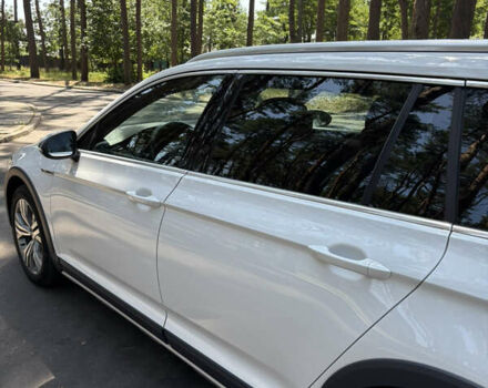 Белый Фольксваген Пассат, объемом двигателя 1.97 л и пробегом 162 тыс. км за 27900 $, фото 8 на Automoto.ua