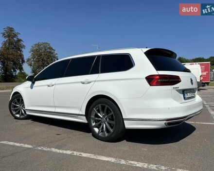 Белый Фольксваген Пассат, объемом двигателя 1.97 л и пробегом 180 тыс. км за 23199 $, фото 18 на Automoto.ua