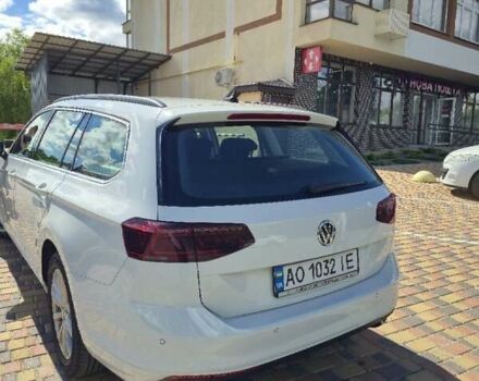 Белый Фольксваген Пассат, объемом двигателя 1.98 л и пробегом 212 тыс. км за 19300 $, фото 3 на Automoto.ua