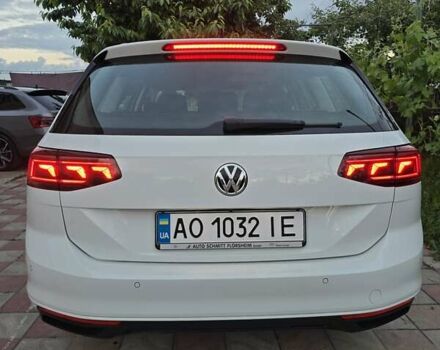 Белый Фольксваген Пассат, объемом двигателя 1.98 л и пробегом 212 тыс. км за 19300 $, фото 11 на Automoto.ua