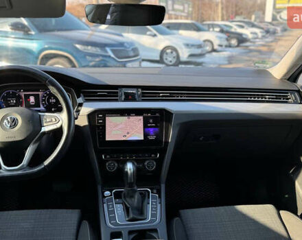 Білий Фольксваген Пассат, об'ємом двигуна 1.97 л та пробігом 201 тис. км за 23000 $, фото 9 на Automoto.ua