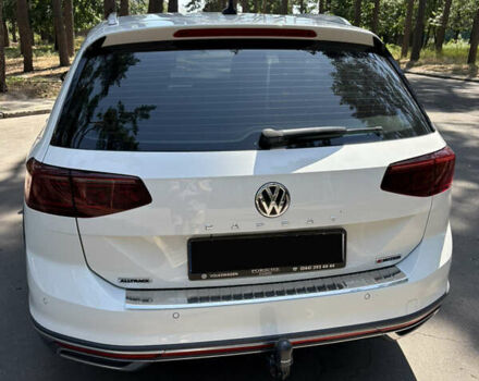 Белый Фольксваген Пассат, объемом двигателя 1.97 л и пробегом 162 тыс. км за 27900 $, фото 6 на Automoto.ua