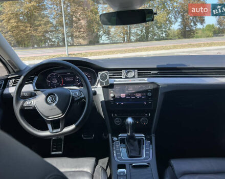 Белый Фольксваген Пассат, объемом двигателя 1.97 л и пробегом 180 тыс. км за 23199 $, фото 7 на Automoto.ua