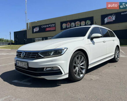 Белый Фольксваген Пассат, объемом двигателя 1.97 л и пробегом 180 тыс. км за 23199 $, фото 9 на Automoto.ua