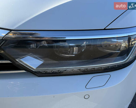 Білий Фольксваген Пассат, об'ємом двигуна 1.8 л та пробігом 179 тис. км за 18800 $, фото 20 на Automoto.ua