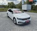 Белый Фольксваген Пассат, объемом двигателя 1.97 л и пробегом 218 тыс. км за 18900 $, фото 12 на Automoto.ua