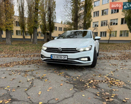 Фольксваген Пассат 2020 в Киеве на Automoto.ua Белый Фольксваген Пассат, объемом двигателя 1.97 л и пробегом 205 тыс. км за 18500 $, фото 3 на Automoto.ua