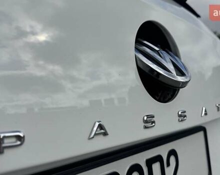 Белый Фольксваген Пассат, объемом двигателя 1.97 л и пробегом 225 тыс. км за 23400 $, фото 89 на Automoto.ua