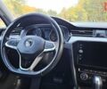 Білий Фольксваген Пассат, об'ємом двигуна 2 л та пробігом 214 тис. км за 18800 $, фото 34 на Automoto.ua