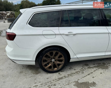 Білий Фольксваген Пассат, об'ємом двигуна 1.97 л та пробігом 205 тис. км за 22900 $, фото 3 на Automoto.ua