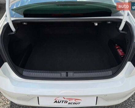 Білий Фольксваген Пассат, об'ємом двигуна 2 л та пробігом 180 тис. км за 28900 $, фото 27 на Automoto.ua