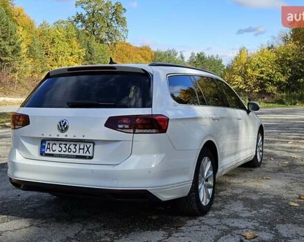 Білий Фольксваген Пассат, об'ємом двигуна 2 л та пробігом 214 тис. км за 18800 $, фото 3 на Automoto.ua