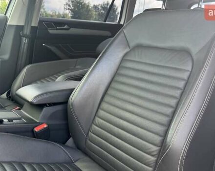 Белый Фольксваген Пассат, объемом двигателя 1.97 л и пробегом 225 тыс. км за 23400 $, фото 34 на Automoto.ua