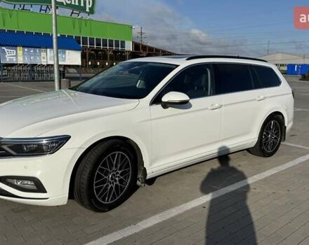 Белый Фольксваген Пассат, объемом двигателя 1.97 л и пробегом 225 тыс. км за 23400 $, фото 6 на Automoto.ua
