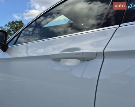 Белый Фольксваген Пассат, объемом двигателя 1.97 л и пробегом 218 тыс. км за 18900 $, фото 28 на Automoto.ua