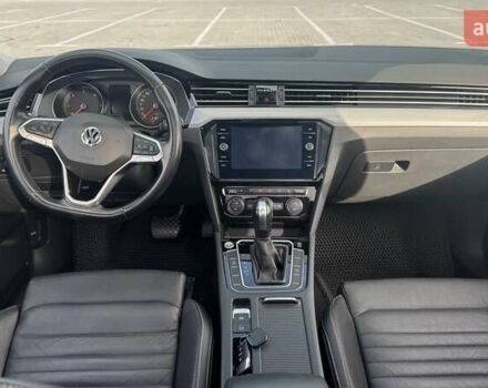 Белый Фольксваген Пассат, объемом двигателя 1.97 л и пробегом 225 тыс. км за 23400 $, фото 58 на Automoto.ua