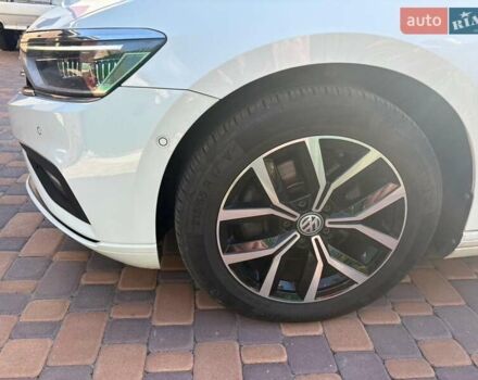 Белый Фольксваген Пассат, объемом двигателя 1.97 л и пробегом 172 тыс. км за 25700 $, фото 20 на Automoto.ua