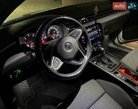 Белый Фольксваген Пассат, объемом двигателя 1.97 л и пробегом 172 тыс. км за 25700 $, фото 23 на Automoto.ua