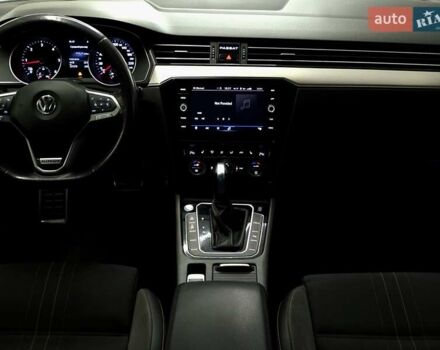 Белый Фольксваген Пассат, объемом двигателя 1.97 л и пробегом 226 тыс. км за 22999 $, фото 14 на Automoto.ua