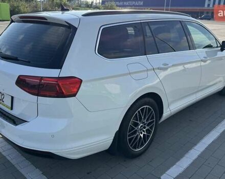 Белый Фольксваген Пассат, объемом двигателя 1.97 л и пробегом 225 тыс. км за 23400 $, фото 2 на Automoto.ua