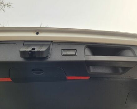 Білий Фольксваген Пассат, об'ємом двигуна 2 л та пробігом 260 тис. км за 18990 $, фото 18 на Automoto.ua