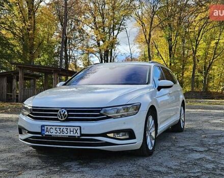 Білий Фольксваген Пассат, об'ємом двигуна 2 л та пробігом 214 тис. км за 18800 $, фото 6 на Automoto.ua