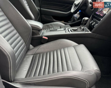 Белый Фольксваген Пассат, объемом двигателя 1.97 л и пробегом 186 тыс. км за 24200 $, фото 27 на Automoto.ua