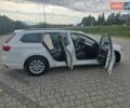 Белый Фольксваген Пассат, объемом двигателя 2 л и пробегом 150 тыс. км за 19999 $, фото 56 на Automoto.ua