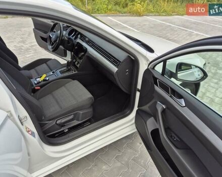 Білий Фольксваген Пассат, об'ємом двигуна 1.97 л та пробігом 218 тис. км за 18850 $, фото 31 на Automoto.ua