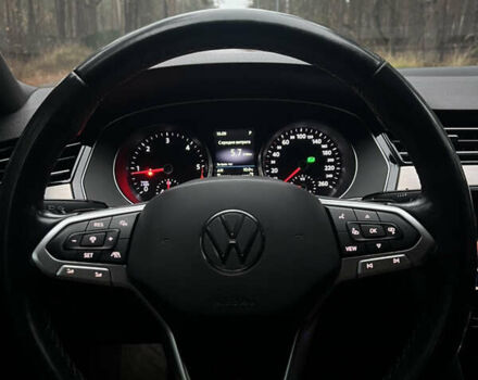 Белый Фольксваген Пассат, объемом двигателя 2 л и пробегом 205 тыс. км за 21955 $, фото 31 на Automoto.ua