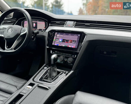 Белый Фольксваген Пассат, объемом двигателя 1.97 л и пробегом 186 тыс. км за 24200 $, фото 23 на Automoto.ua