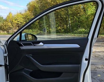 Білий Фольксваген Пассат, об'ємом двигуна 2 л та пробігом 214 тис. км за 18800 $, фото 36 на Automoto.ua