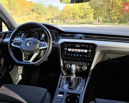 Білий Фольксваген Пассат, об'ємом двигуна 2 л та пробігом 214 тис. км за 18800 $, фото 39 на Automoto.ua