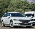 Белый Фольксваген Пассат, объемом двигателя 1.97 л и пробегом 215 тыс. км за 18658 $, фото 1 на Automoto.ua