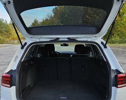 Білий Фольксваген Пассат, об'ємом двигуна 2 л та пробігом 214 тис. км за 18800 $, фото 24 на Automoto.ua